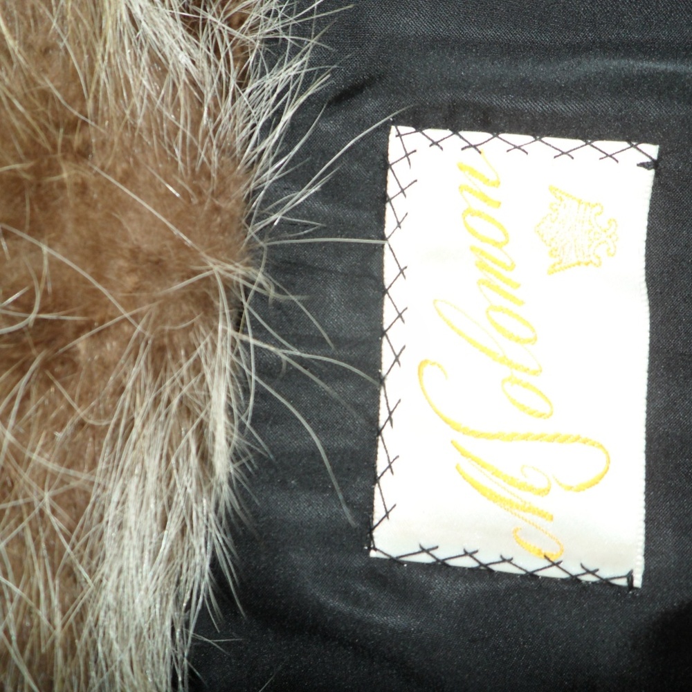 Raccoon Fur Coat - Picture 6 of 6